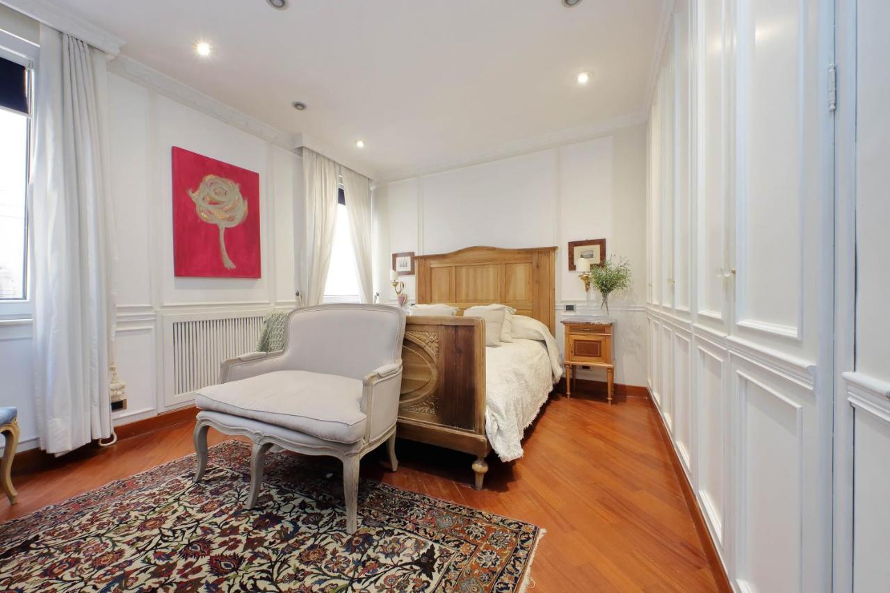4Bnb - Luxury Trevi Apartment W Terrace Rome Exterior photo